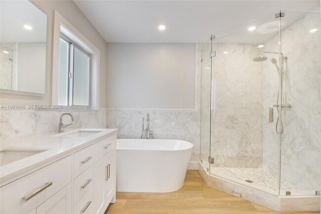 Building Photo - 11011 SW 110th Rd