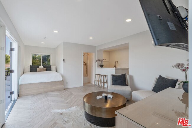 Building Photo - 3479 Wonder View Dr