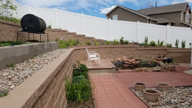 Building Photo - Beautiful 4/3/2 Fountain Valley Home Close...