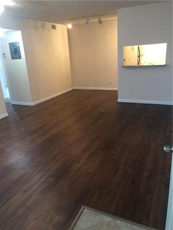 Building Photo - 3554 N University Dr