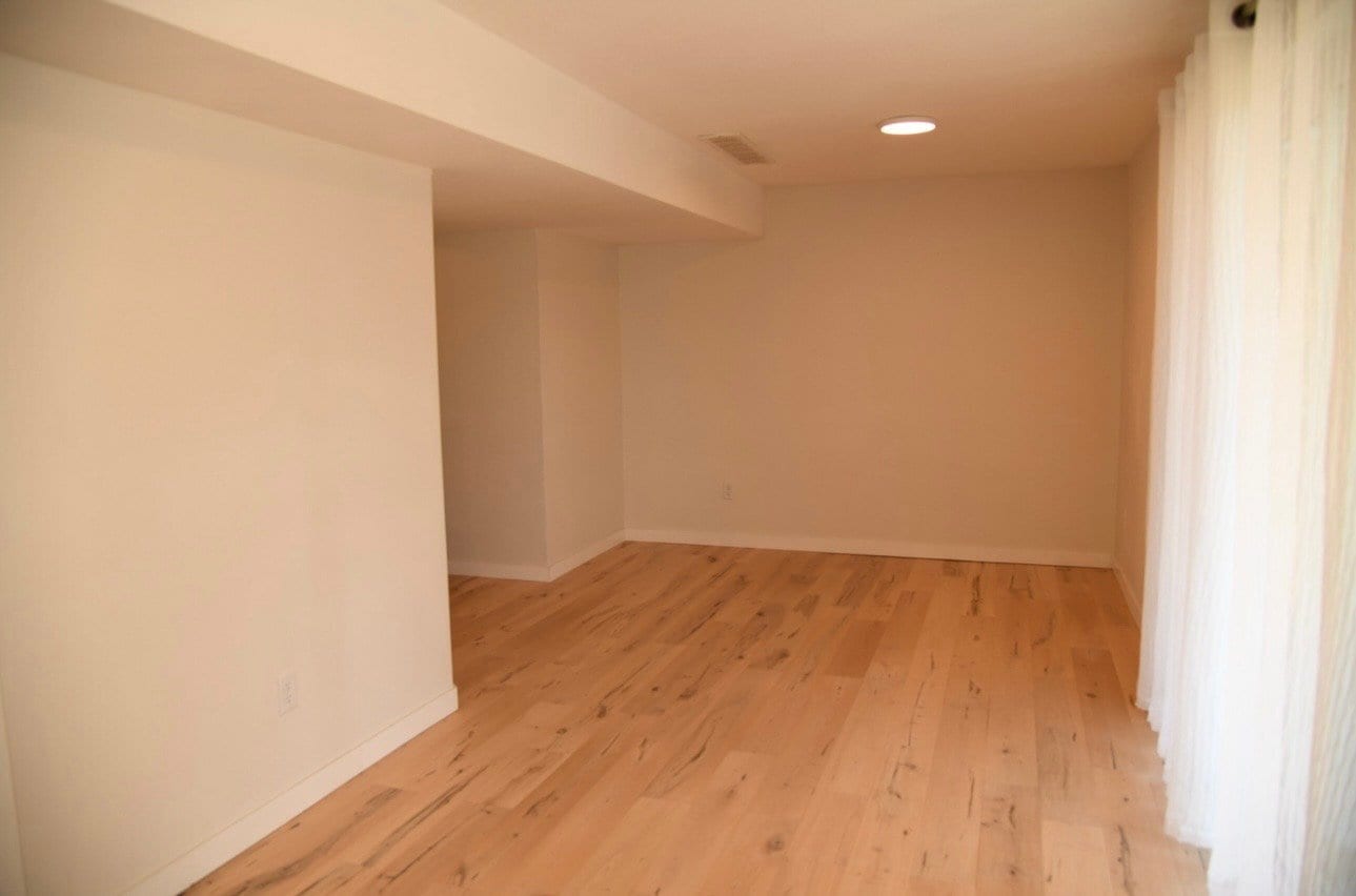 Building Photo - 1204 NE 21st St