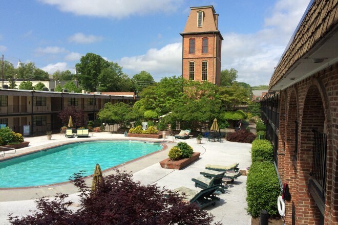 Building Photo - 807 West Trinity Avenue