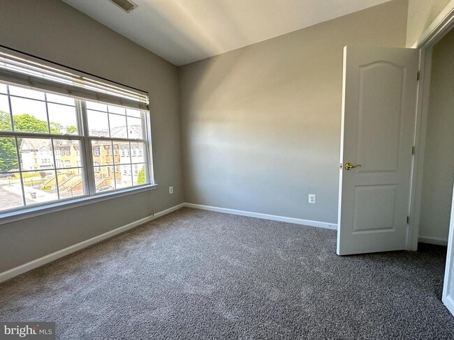 Building Photo - 17425 Grant Cottage Dr
