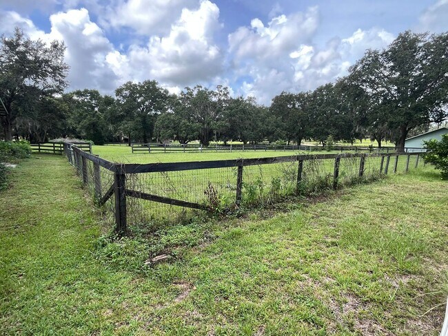 Building Photo - 3 Bedroom, 2 Bathrooms, with pool on 3 Acres