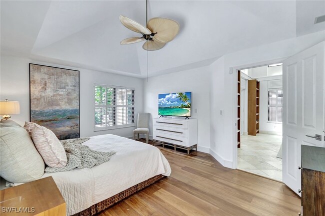 Building Photo - 6790 Pelican Bay Blvd