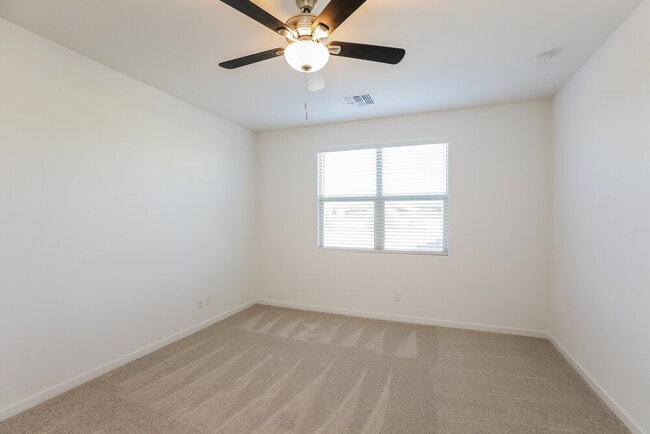 Building Photo - 25258 N 144th Dr