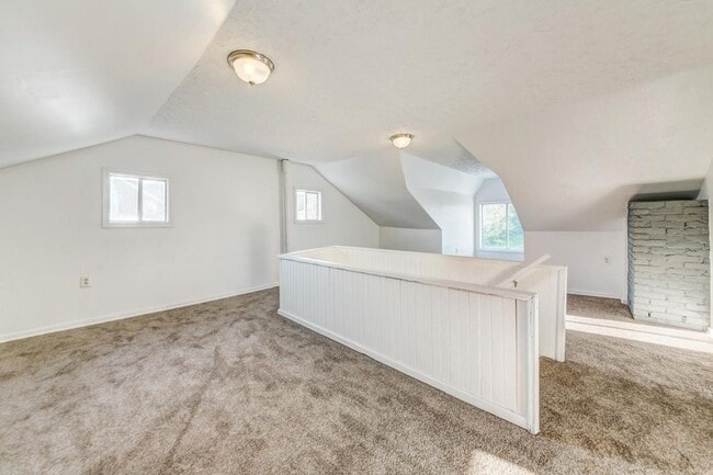 Building Photo - Beautiful 4 bedroom home in Mt. Oliver ava...