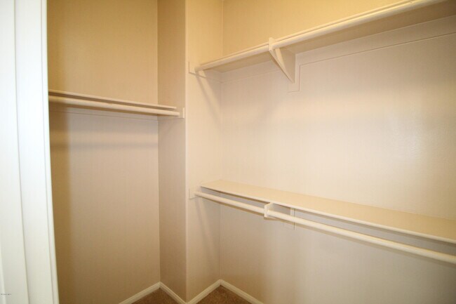 Building Photo - 785 E Port Hueneme Rd