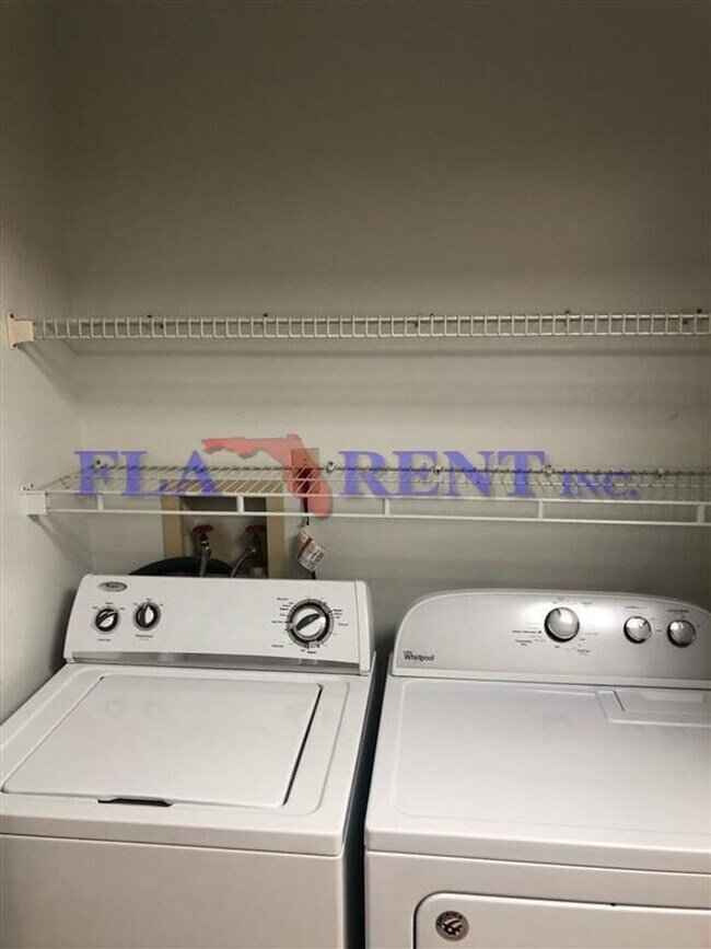 Building Photo - COMING SOON!  5/1/26     2/2 Upgraded Condo in Winter Park**