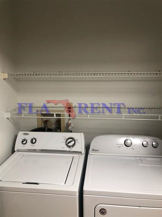 Building Photo - Pending Application- DO NOT APPLY -COMING SOON!  5/1/26     2/2 Upgraded Condo in Winter Park**