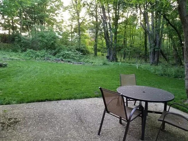 Building Photo - Charming 4-Bedroom Westlake Retreat with Prime Location and Serene Backyard Oasis