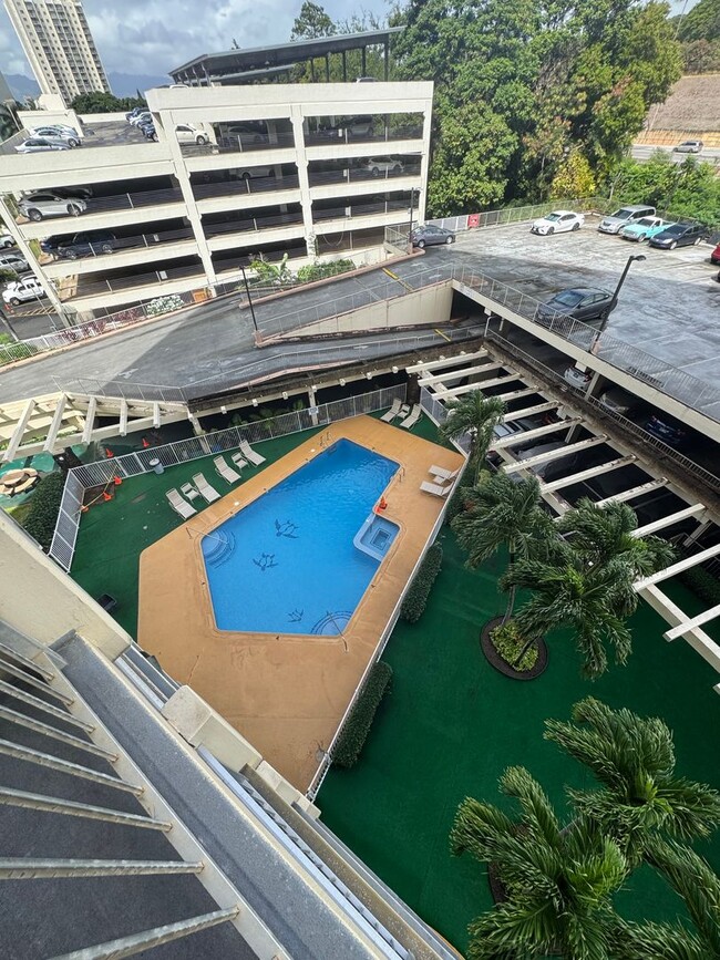 Building Photo - The Highlander Condo in Aiea 1/1/1 Unit #503