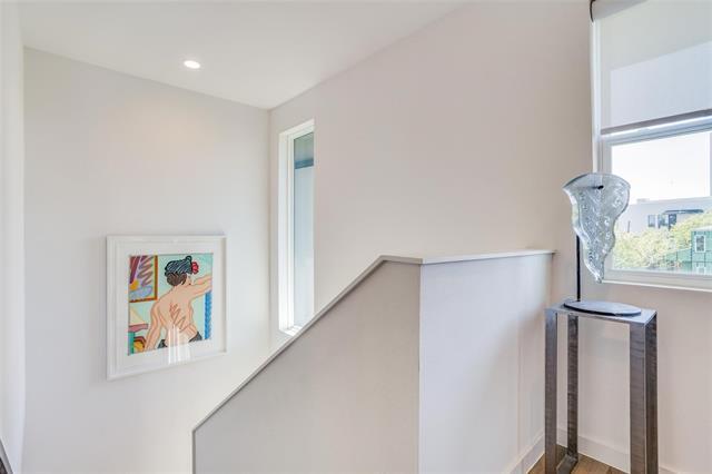 Building Photo - 2630 Calvin St