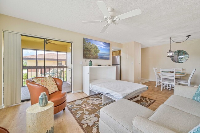 Building Photo - 6108 Whiskey Creek Dr