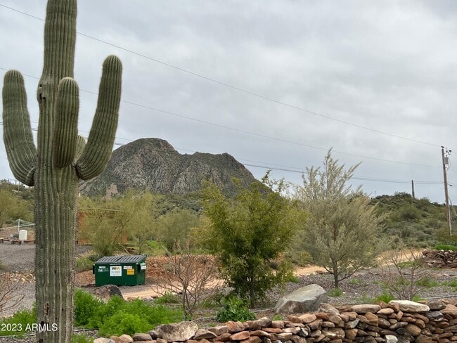 Building Photo - 47331 N Meander Rd