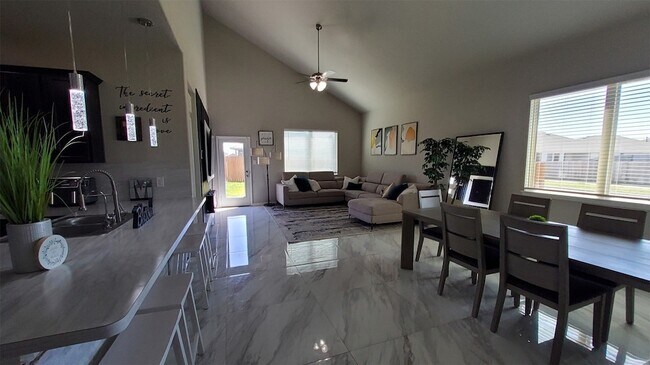 Building Photo - 21307 Orono Hts Trl