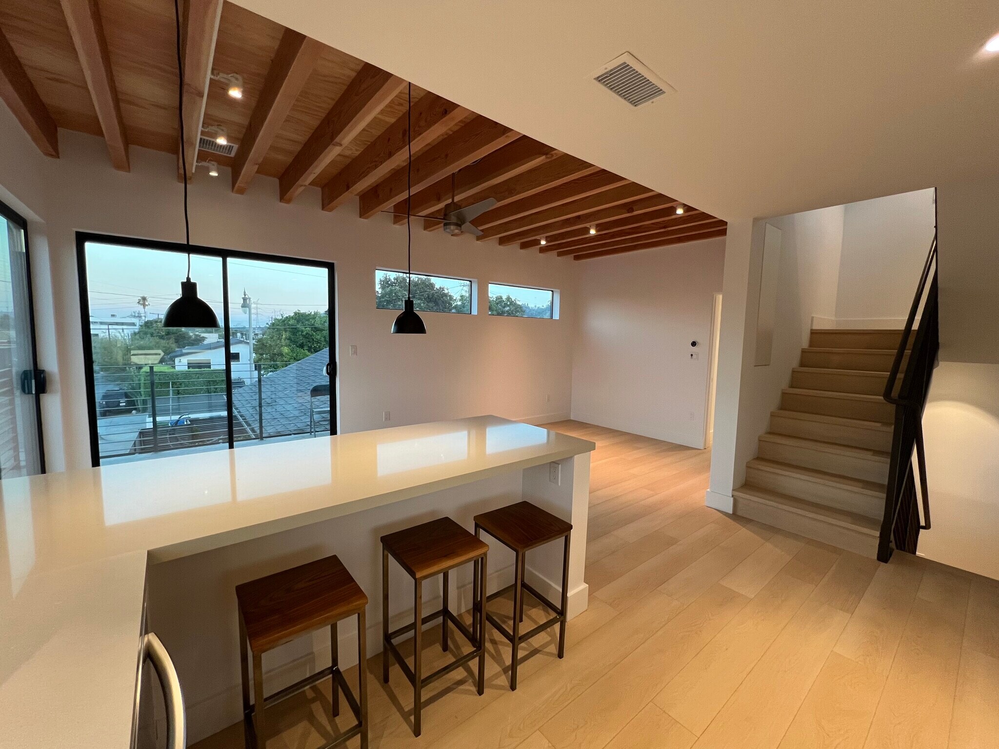 Building Photo - 2076 Blake Ave