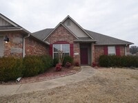 Building Photo - 1216 Bur Pl