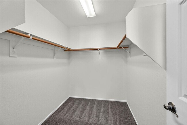 Building Photo - 8755 W Firecracker Ct
