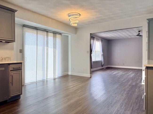 Building Photo - 11291 Linden Blossom Ln