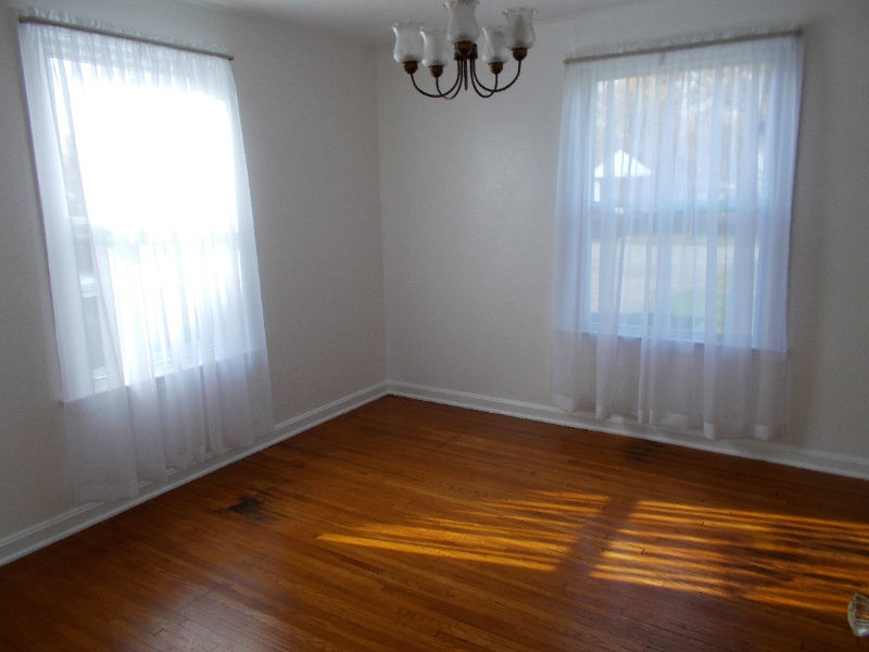 Building Photo - 25 Trumbull Ave SE