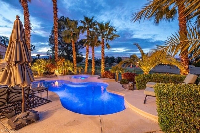 Building Photo - 8856 Rainbow Ridge Dr