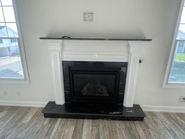 Building Photo - 228 Adams Pointe Blvd