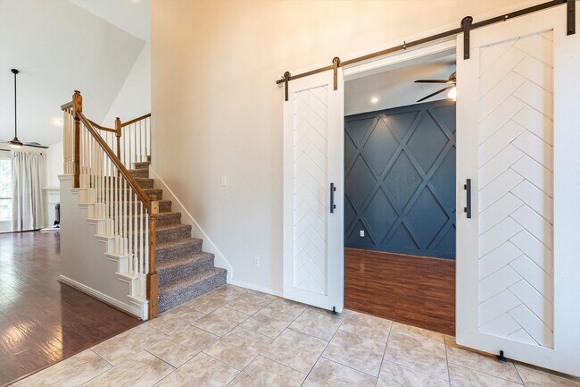 Building Photo - 3517 Oak Landing