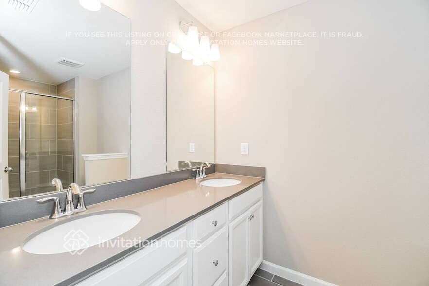 Building Photo - 664 Cherry Ridge Dr