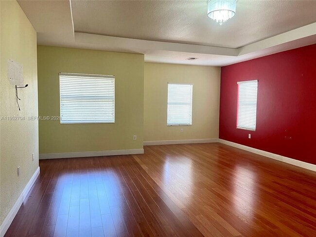 Building Photo - 11433 SW 242nd Ln