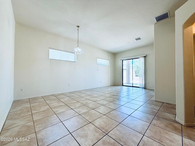 Building Photo - 5416 N Bramble Brook Ln