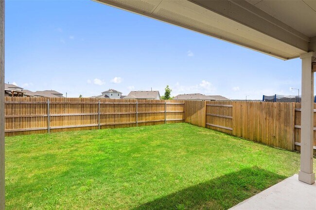 Building Photo - 610 Roaring Fork Ln