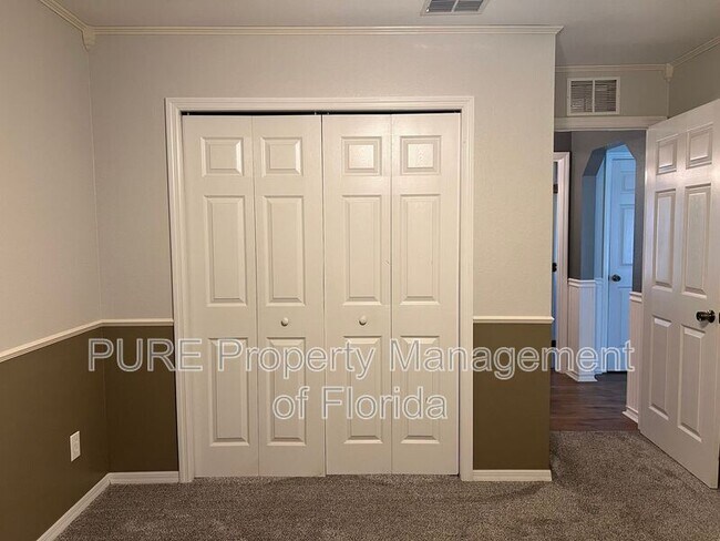 Building Photo - 112 Pecan Run