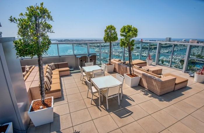 Building Photo - 13700 Marina Pointe Dr