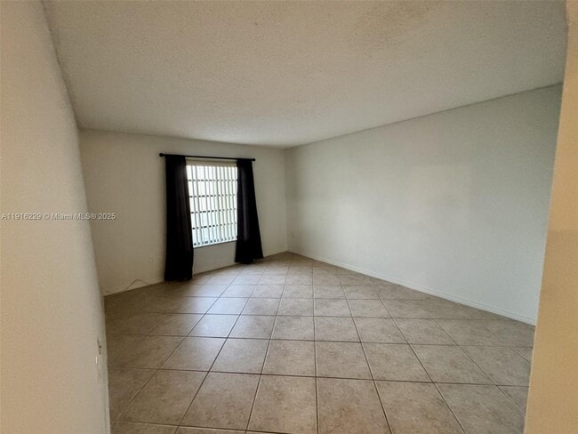 Building Photo - 1300 SW 122nd Ave