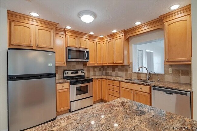 Building Photo - 2701 56th Ln N