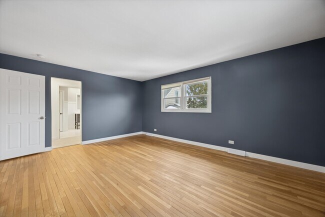 Building Photo - 602 Prairie Ave