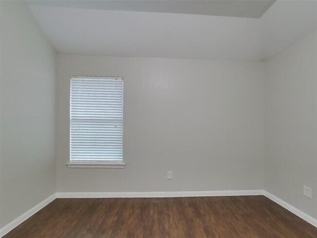 Building Photo - 21439 Palma Grove Way