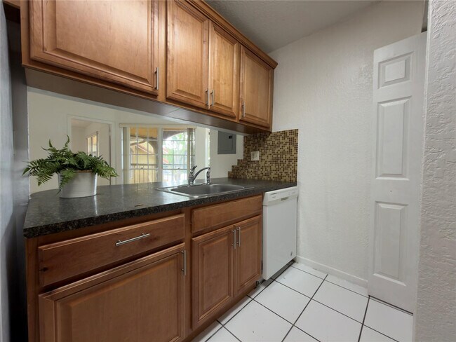 Building Photo - 15675 SW 74th Cir Dr