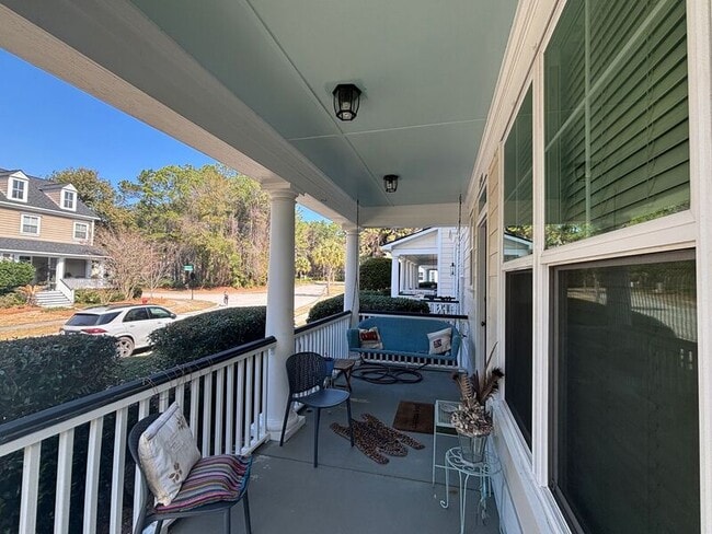 Building Photo - 3340 Billings St