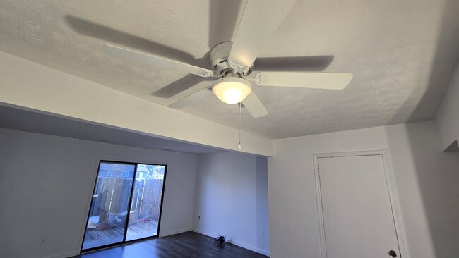 Building Photo - 6575 Santa Cruz Pl