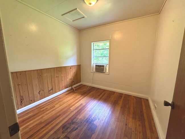 Building Photo - 2195 Shipman Rd