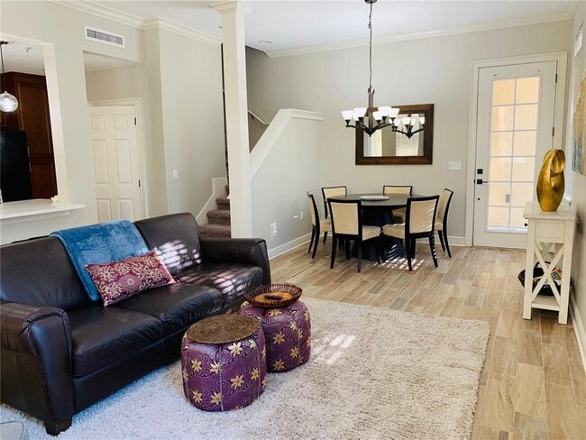 Building Photo - 1400 Lake Baldwin Ln