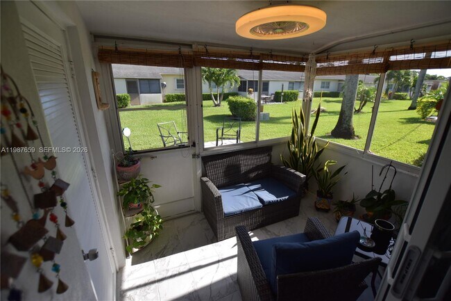 Building Photo - 2572 Emory Dr W