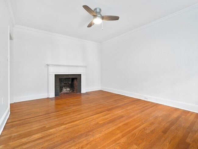 Building Photo - 35 Bowdoin St