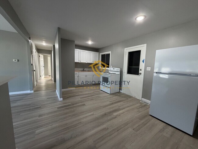 Building Photo - Fully Renovated 3-Bedroom Home Near Indianapolis Motor Speedway, Available NOW!