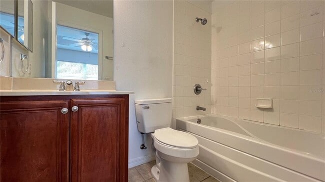 Building Photo - 5215 Paradise Cay Cir