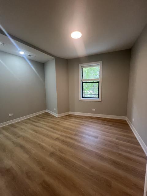 Building Photo - 1 bedroom in Chicago IL 60614