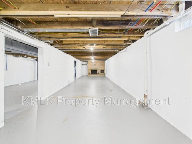Building Photo - 2644 Kilgore St