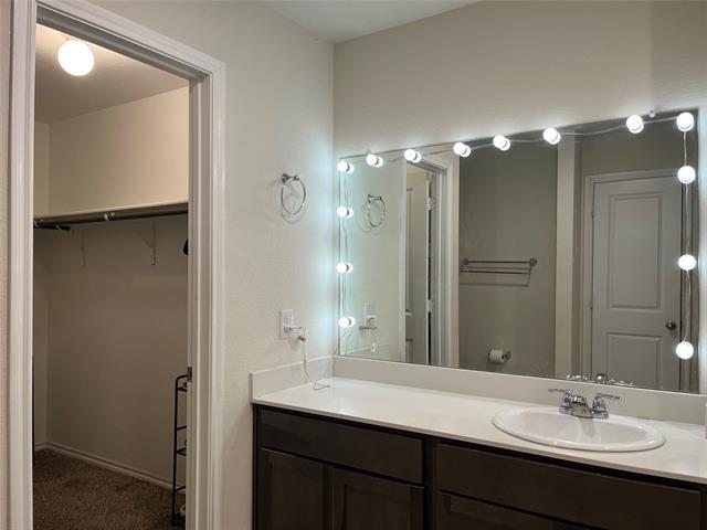 Building Photo - 708 Azalea Dr